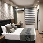 Hotel Grand Ueskuedar 3*