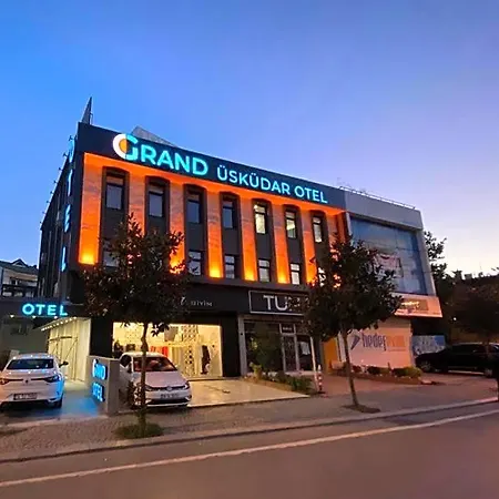 Grand Ueskuedar فندق
