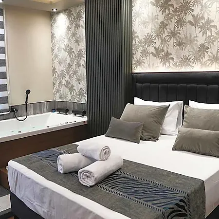 Grand Ueskuedar فندق اسطنبول